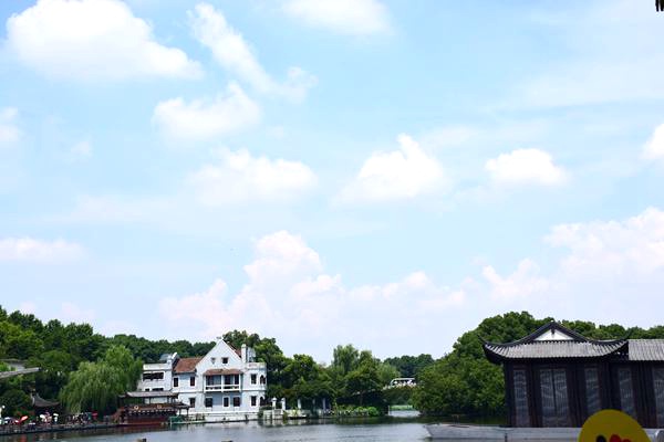 国家邮政局副局长廖进荣赴福建调研