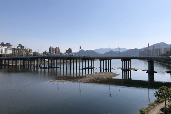 英国规则的改变为斯服装出口开启了增长窗口